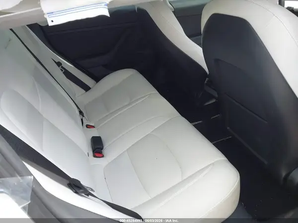 5YJ3E1EB7NF103763 2022 TESLA MODEL 3 - Image 8