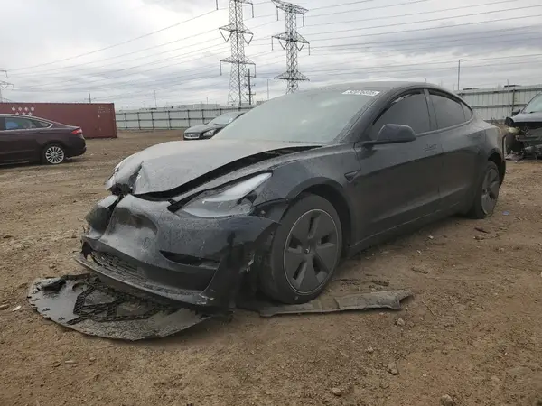 5YJ3E1EB7NF110261 2022 TESLA MODEL 3 - Image 1