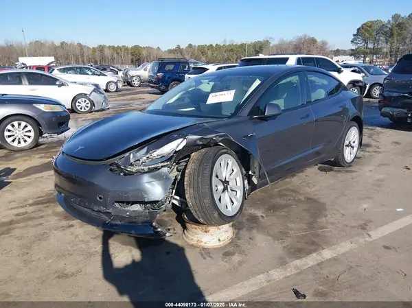 5YJ3E1EB7NF111331 2022 TESLA MODEL 3 - Image 2