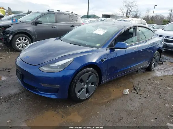 5YJ3E1EB7NF115301 2022 TESLA MODEL 3 - Image 2
