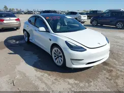5YJ3E1EB7NF120143 2022 TESLA MODEL 3