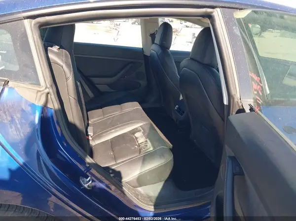 5YJ3E1EB7NF122796 2022 TESLA MODEL 3 - Image 8