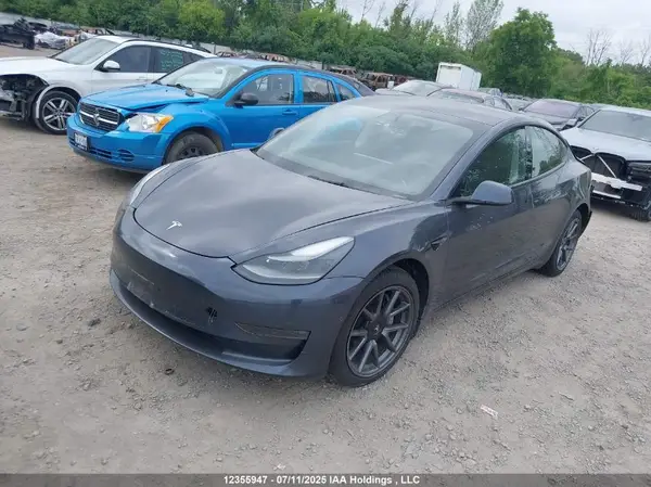 5YJ3E1EB7NF128694 2022 TESLA MODEL 3 - Image 2