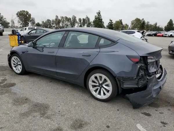 5YJ3E1EB7NF131613 2022 TESLA MODEL 3 - Image 2