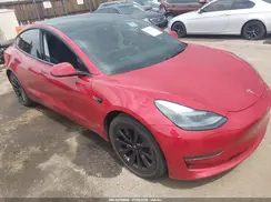 5YJ3E1EB7NF131899 2022 TESLA MODEL 3