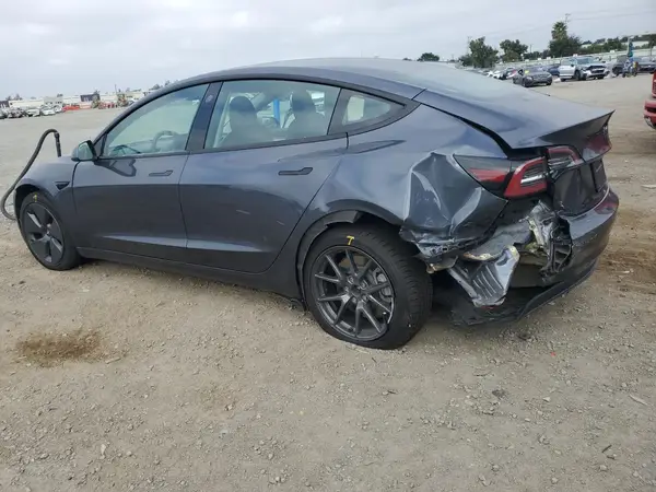 5YJ3E1EB7NF132177 2022 TESLA MODEL 3 - Image 2