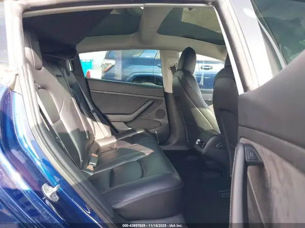 5YJ3E1EB7NF134057 2022 TESLA MODEL 3 - Image 8