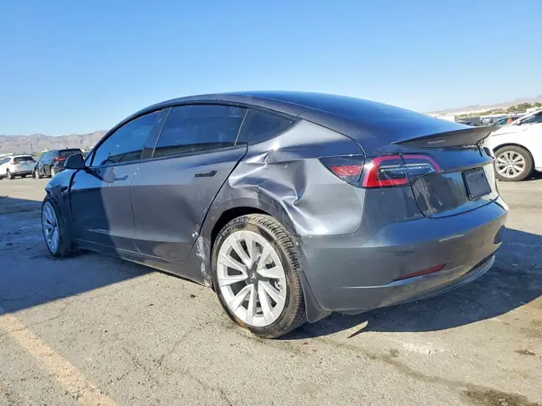 5YJ3E1EB7NF136309 2022 TESLA MODEL 3 - Image 2