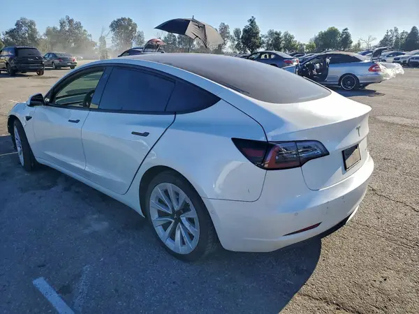 5YJ3E1EB7NF145379 2022 TESLA MODEL 3 - Image 2