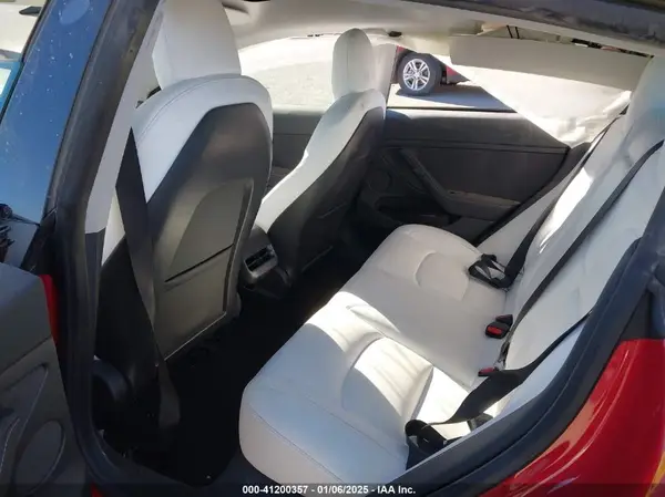 5YJ3E1EB7NF155121 2022 TESLA MODEL 3 - Image 8