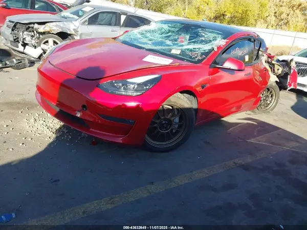 5YJ3E1EB7NF163073 2022 TESLA MODEL 3 - Image 2