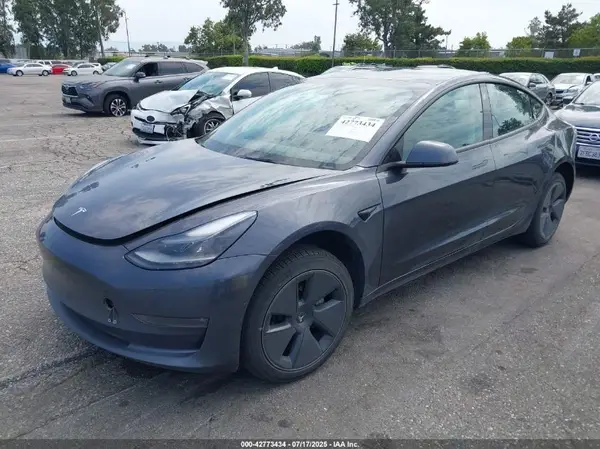 5YJ3E1EB7NF169813 2022 TESLA MODEL 3 - Image 2