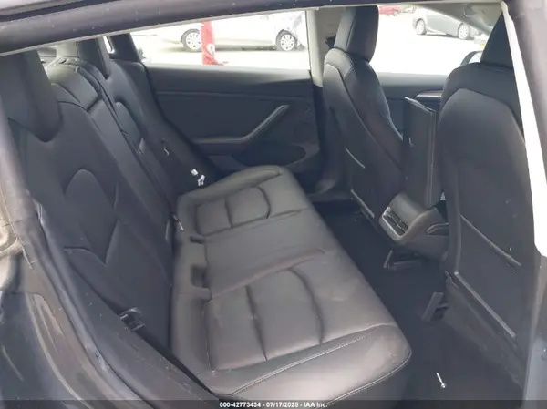 5YJ3E1EB7NF169813 2022 TESLA MODEL 3 - Image 8