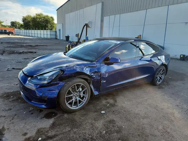 5YJ3E1EB7NF171755 2022 TESLA MODEL 3 - Image 1