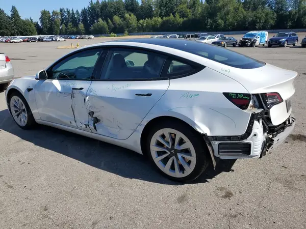 5YJ3E1EB7NF173697 2022 TESLA MODEL 3 - Image 2