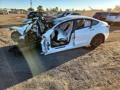 5YJ3E1EB7NF177703 2022 TESLA MODEL 3