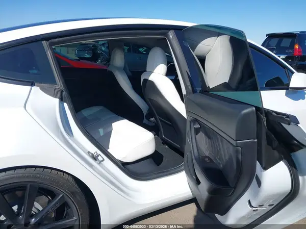 5YJ3E1EB7NF178673 2022 TESLA MODEL 3 - Image 8