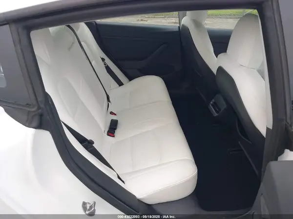 5YJ3E1EB7NF179869 2022 TESLA MODEL 3 - Image 8