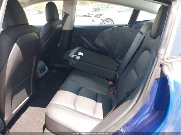 5YJ3E1EB7NF180049 2022 TESLA MODEL 3 - Image 8