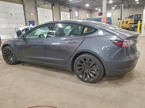 5YJ3E1EB7NF185946 2022 TESLA MODEL 3 - Image 2