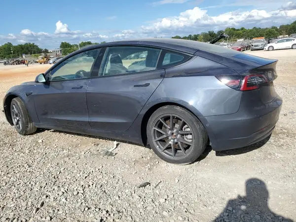 5YJ3E1EB7NF194145 2022 TESLA MODEL 3 - Image 2