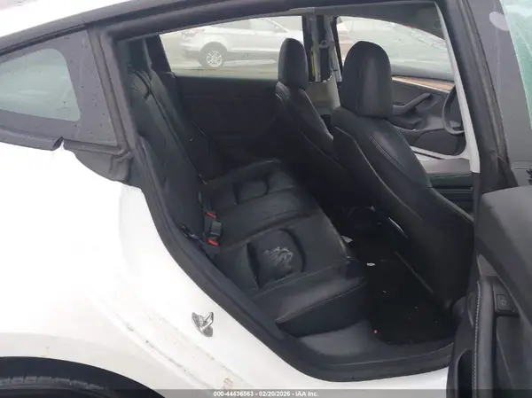 5YJ3E1EB7NF207931 2022 TESLA MODEL 3 - Image 8