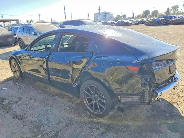 5YJ3E1EB7NF209985 2022 TESLA MODEL 3 - Image 2