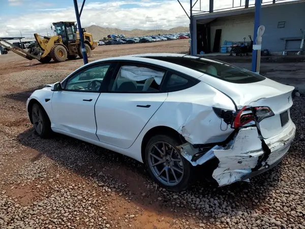 5YJ3E1EB7NF228519 2022 TESLA MODEL 3 - Image 2