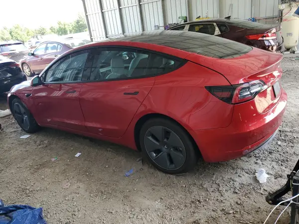 5YJ3E1EB7NF242436 2022 TESLA MODEL 3 - Image 2