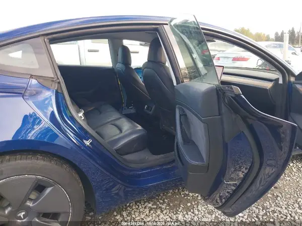 5YJ3E1EB7NF243053 2022 TESLA MODEL 3 - Image 8