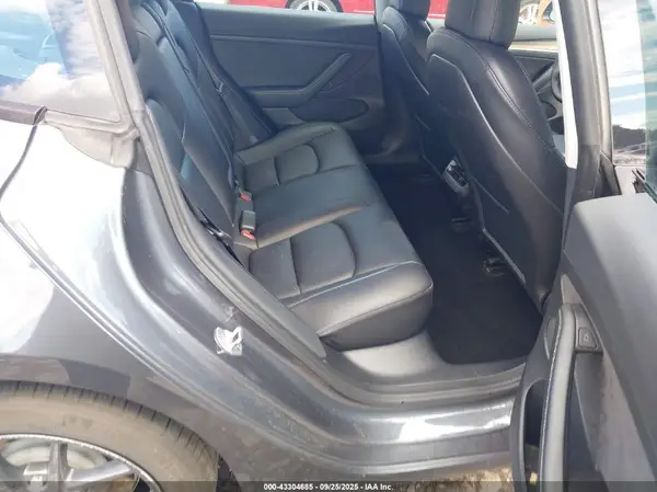 5YJ3E1EB7NF246566 2022 TESLA MODEL 3 - Image 8