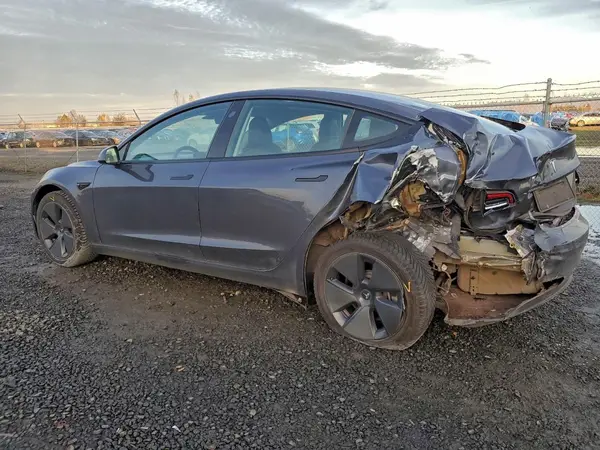 5YJ3E1EB7NF248950 2022 TESLA MODEL 3 - Image 2