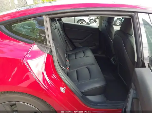 5YJ3E1EB7NF249693 2022 TESLA MODEL 3 - Image 8