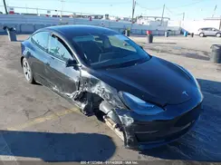 5YJ3E1EB7NF252125 2022 TESLA MODEL 3