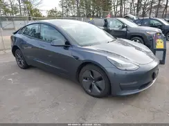 5YJ3E1EB7NF253629 2022 TESLA MODEL 3