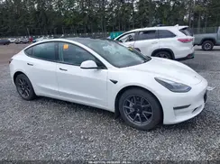 5YJ3E1EB7NF256997 2022 TESLA MODEL 3