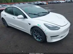 5YJ3E1EB7NF257440 2022 TESLA MODEL 3