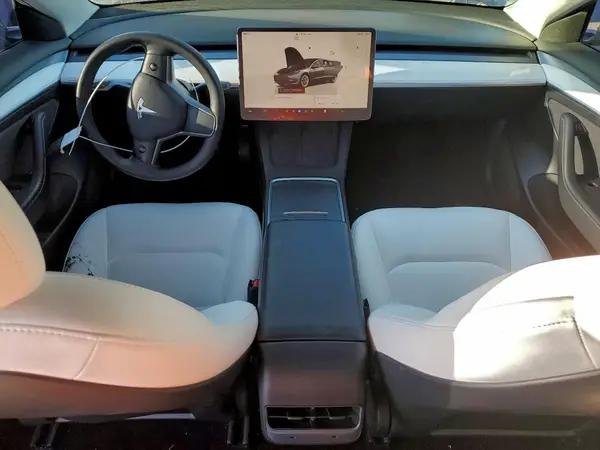 5YJ3E1EB7NF258586 2022 TESLA MODEL 3 - Image 8