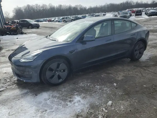 5YJ3E1EB7NF259656 2022 TESLA MODEL 3 - Image 1