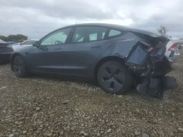 5YJ3E1EB7NF260922 2022 TESLA MODEL 3 - Image 2