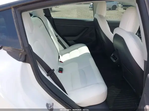 5YJ3E1EB7NF264856 2022 TESLA MODEL 3 - Image 8