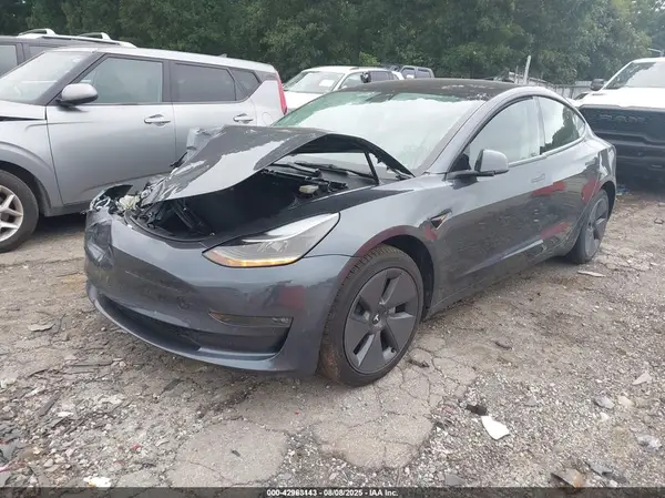 5YJ3E1EB7NF267773 2022 TESLA MODEL 3 - Image 2