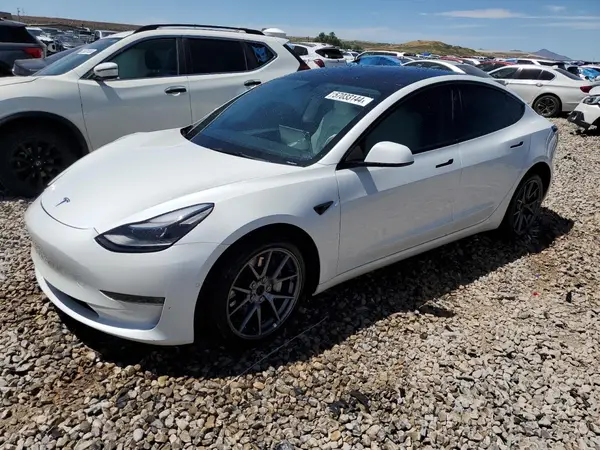 5YJ3E1EB7NF270155 2022 TESLA MODEL 3 - Image 1