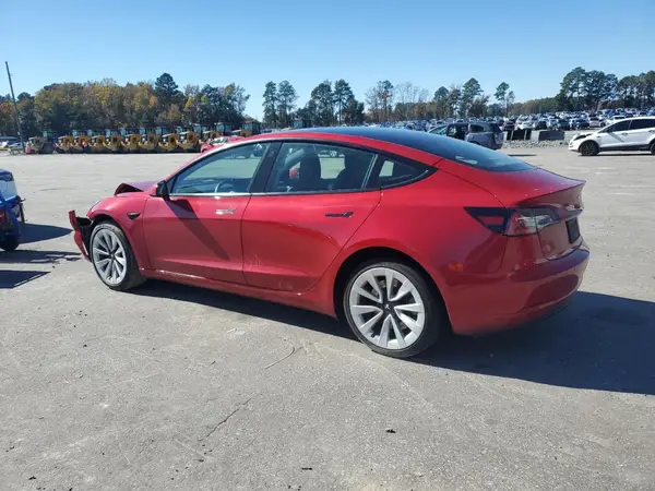 5YJ3E1EB7NF272830 2022 TESLA MODEL 3 - Image 2