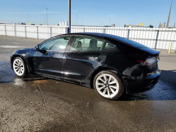 5YJ3E1EB7NF287747 2022 TESLA MODEL 3 - Image 2