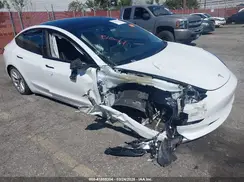 5YJ3E1EB7NF298456 2022 TESLA MODEL 3