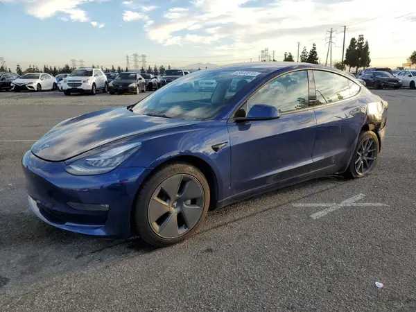 5YJ3E1EB7NF299736 2022 TESLA MODEL 3 - Image 1
