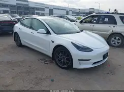 5YJ3E1EB7NF326319 2022 TESLA MODEL 3