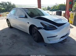 5YJ3E1EB7NF326434 2022 TESLA MODEL 3