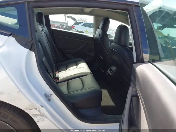 5YJ3E1EB7NF330161 2022 TESLA MODEL 3 - Image 8